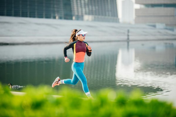 Wat zijn de voordelen van krachttraining voor voetballers?